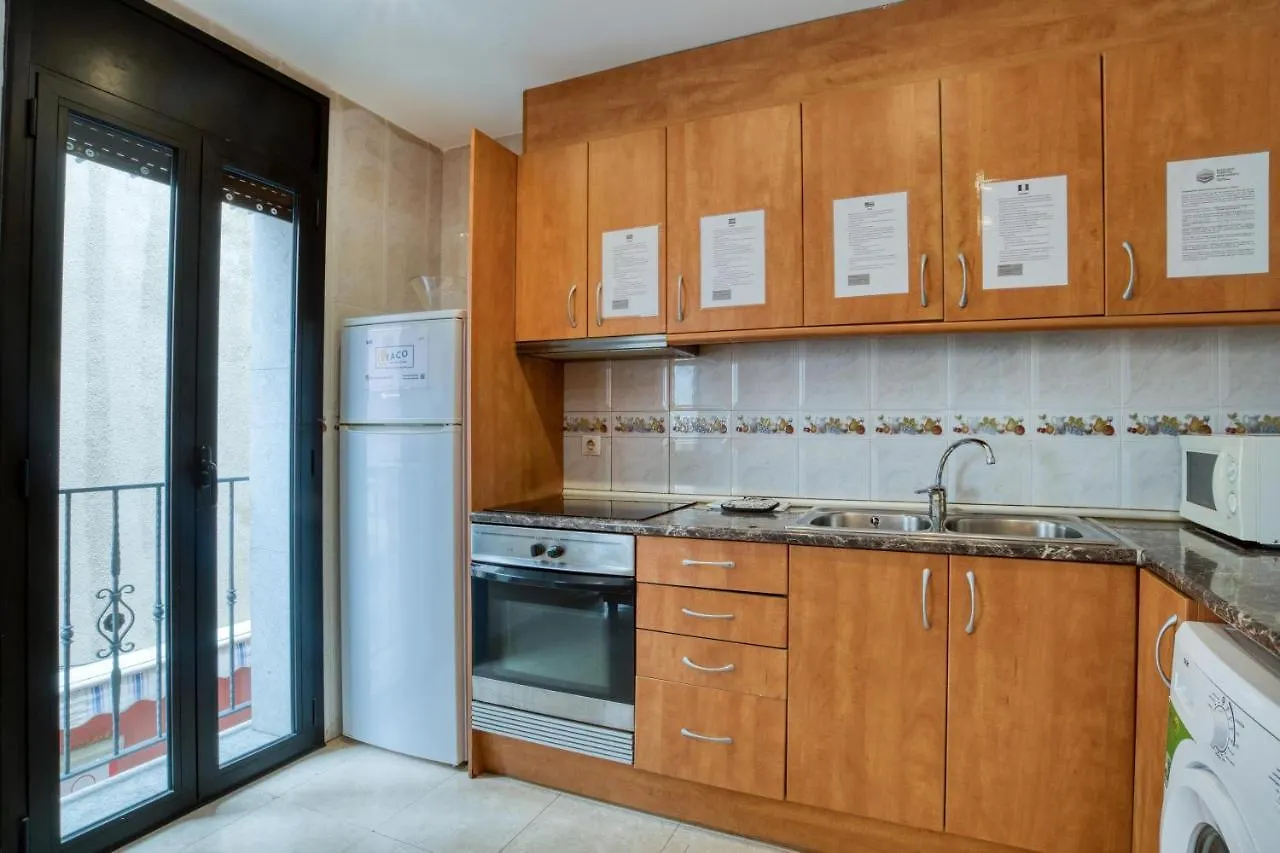Apartament Yaco 2 リョレート・デ・マル アパート
